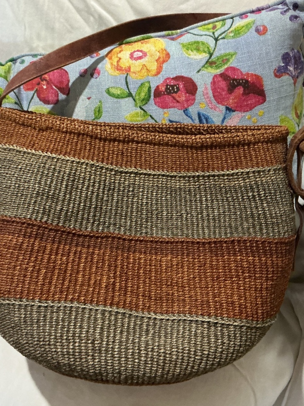 Medium straw Basket bag